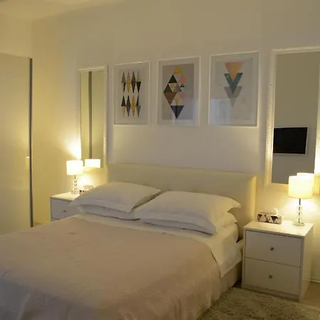 شقة Seven سبليت