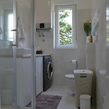 Seven شقة سبليت